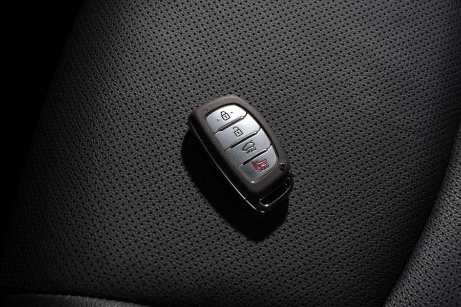  Hyundai Elantra 2014 года  (фото 38 из 39)